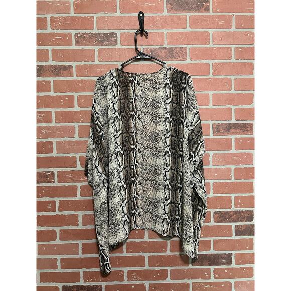 Snake Print Kimono - Picture 5 of 5